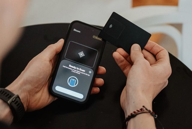 Bloom Card Review: Is Bloom Worth It (And How Does It Work)?