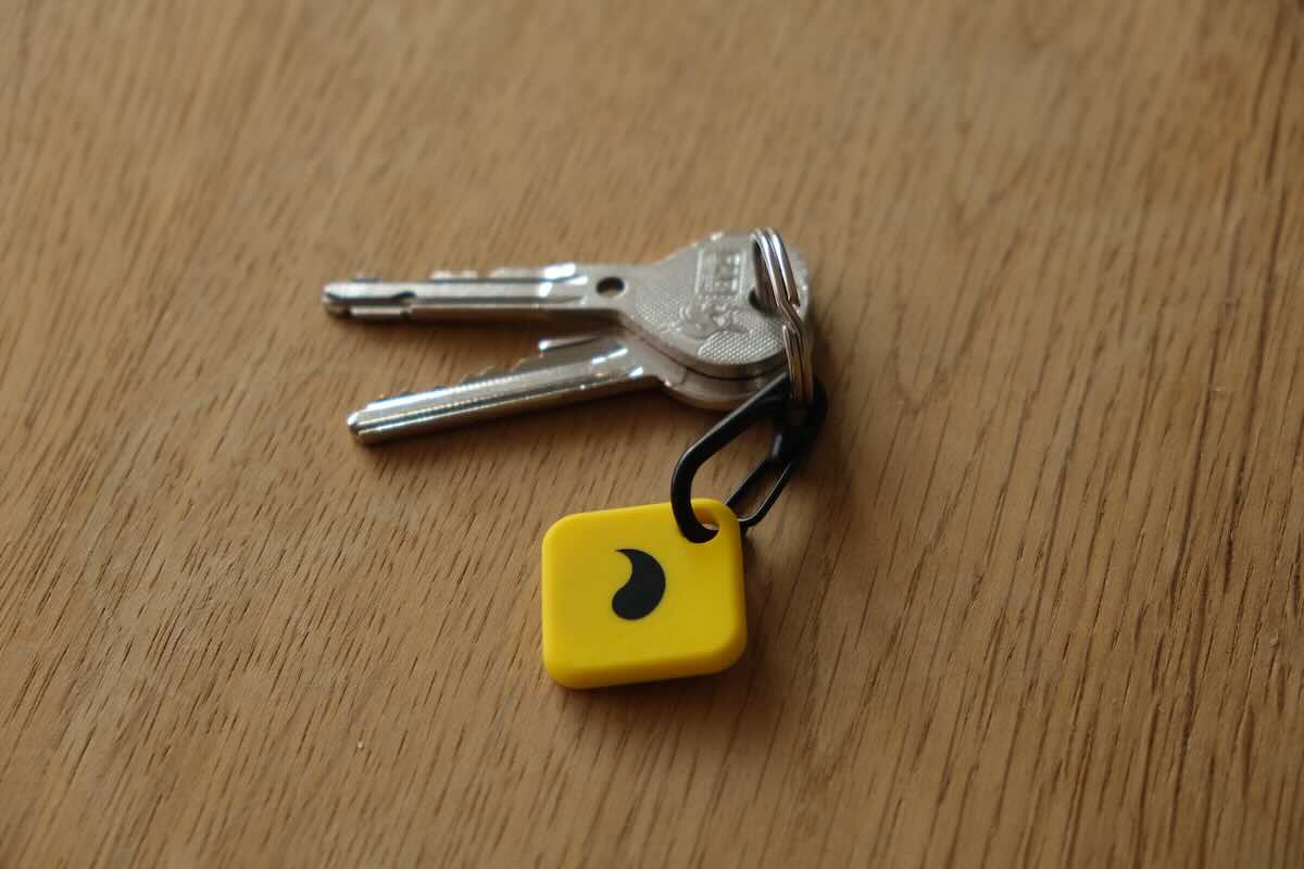 The Unpluq tag on a keychain